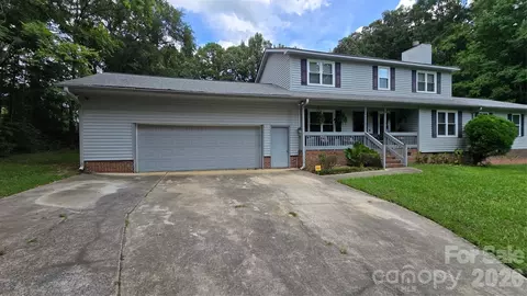 2715 Shandon Rd, Rock Hill, SC 29730