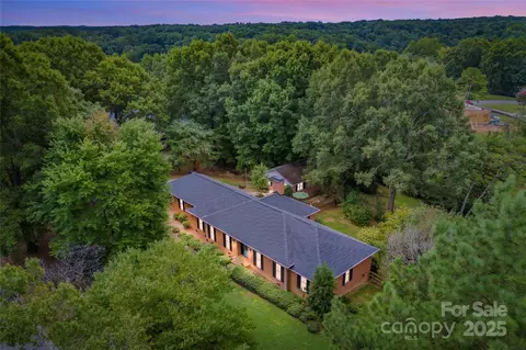 1217 Rosa Dr, Monroe, NC 28112