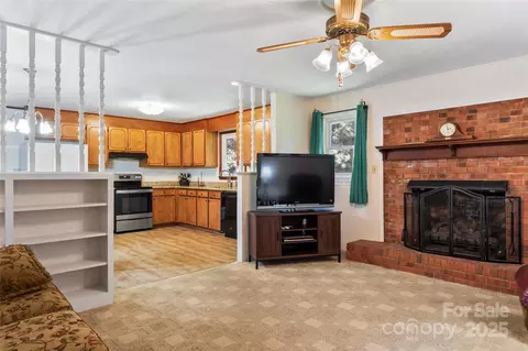 331 Windy Rush Rd, Kannapolis, NC 28081 photo 11