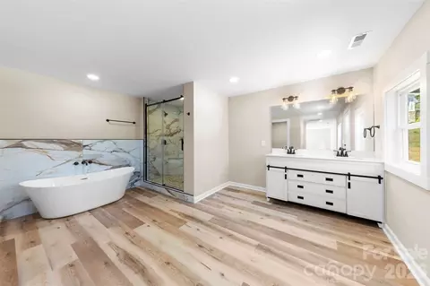 120 Center St, Kings Mountain, NC 28086