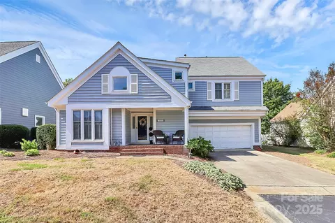 10335 Johns Towne Dr, Charlotte, NC 28210