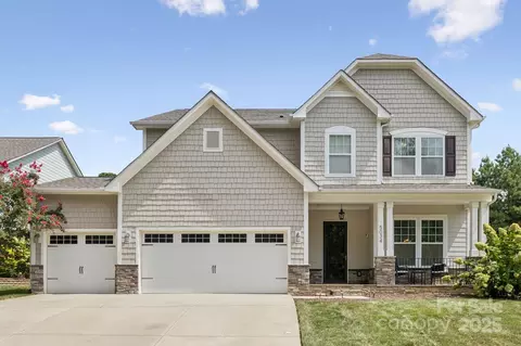 5034 Stonehill Ln, Matthews, NC 28104