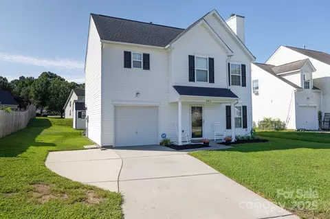 685 Favorwood Dr, Rock Hill, SC 29730