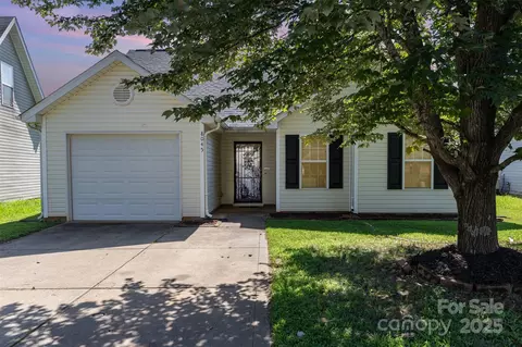 8045 Mcgarry Trl, Charlotte, NC 28214