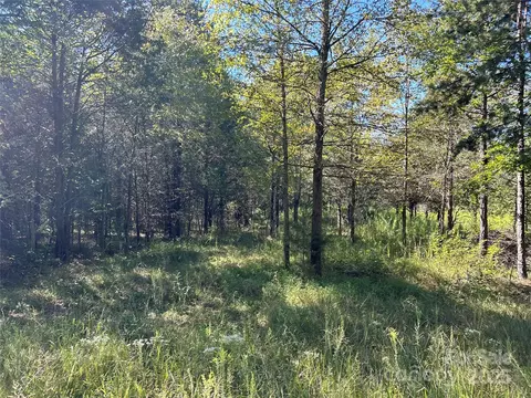 200 Bramblewood Ln, Mocksville, NC 27028