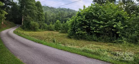 Toms Creek Road, Marion, NC 28752