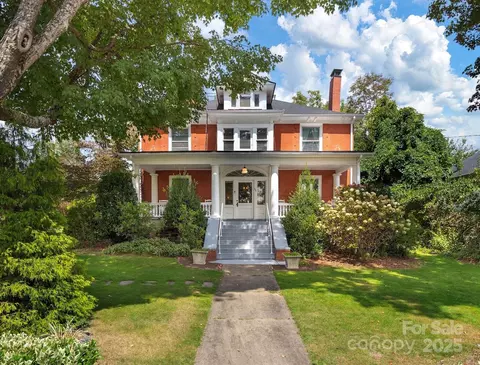176 E Chestnut St, Asheville, NC 28801