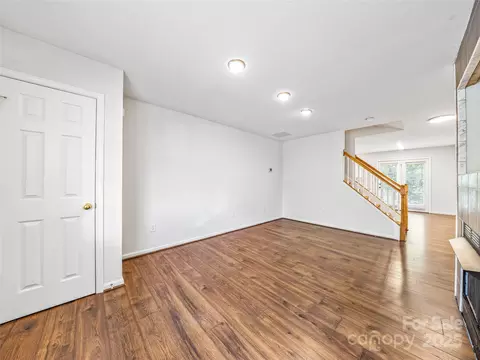 112 Creekside Dr, Brevard, NC 28712 photo 6