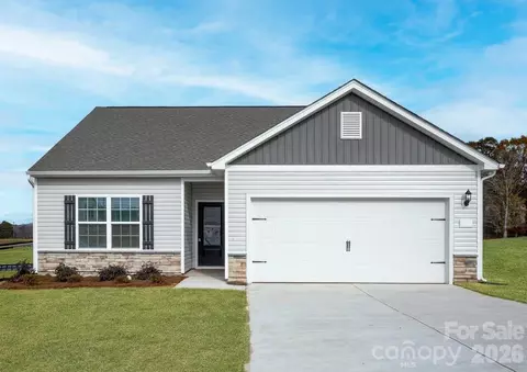 3474 Bear Den Dr, Gastonia, NC 28052