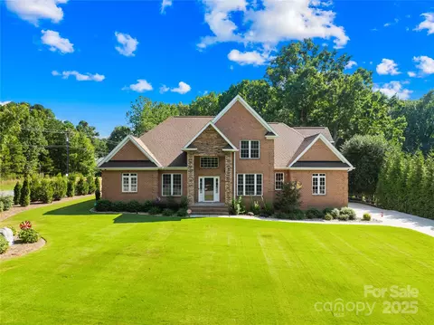 105 English Ivy Ln, Mooresville, NC 28117