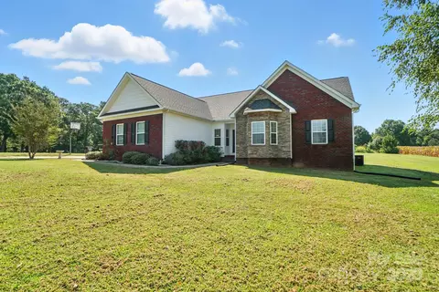 5112 Monroe Ansonville Rd, Wingate, NC 28174