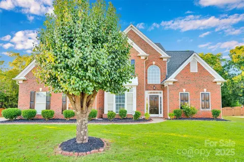 4737 Armorcrest Ln, Charlotte, NC 28277