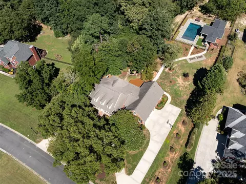 2924 Eppington S Dr S, Fort Mill, SC 29708 photo 2