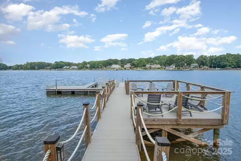 308 Ponderosa Cir, Mooresville, NC 28117