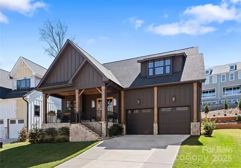 Exterior - 831 Naples Dr, Davidson, NC 28036 photo 4 of 4