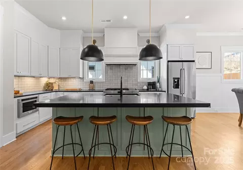 Kitchen - 831 Naples Dr, Davidson, NC 28036 photo 1 of 6