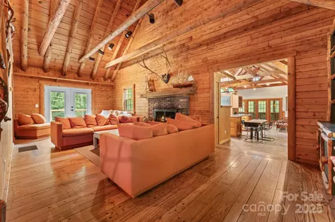 70 Wisteria Ln, Highlands, NC 28741