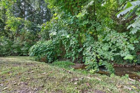 Exterior - 160 E Howard St, Tryon, NC 28782 photo 8 of 9