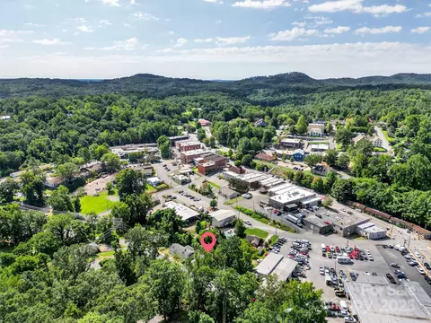 View/Area - 160 E Howard St, Tryon, NC 28782 photo 4 of 7