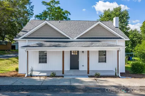 720 E Main St, Maiden, NC 28650