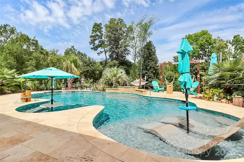 12537 Current Dr, Charlotte, NC 28278