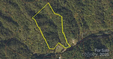 6492 Stone Mountain Rd, Lenoir, NC 28645