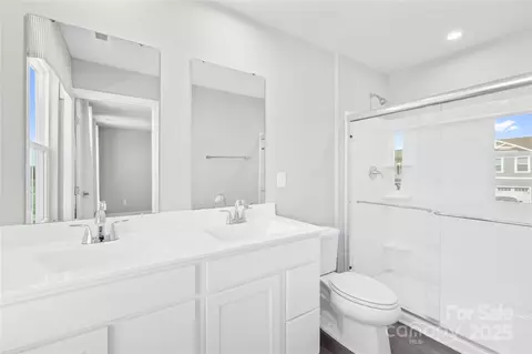 Bath - 129 Basildon 3 St #3, Lancaster, SC 29720 photo 1 of 1