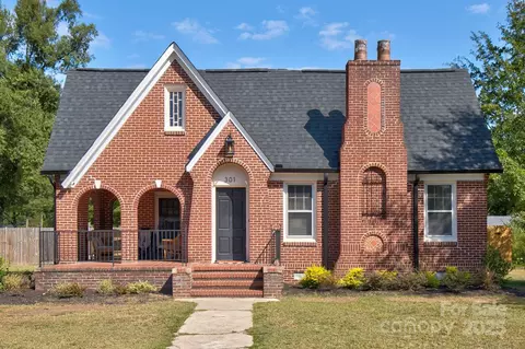301 E Church St, Kershaw, SC 29067