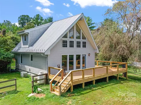 109 Morgan Ln, Bakersville, NC 28705