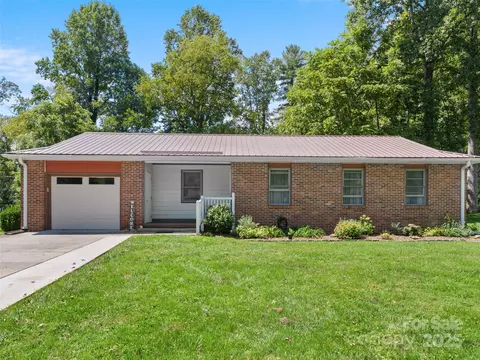 33 Resada Dr, Brevard, NC 28712 photo 34