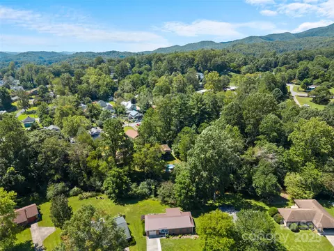 33 Resada Dr, Brevard, NC 28712 photo 35