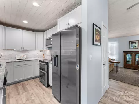 33 Resada Dr, Brevard, NC 28712 photo 17