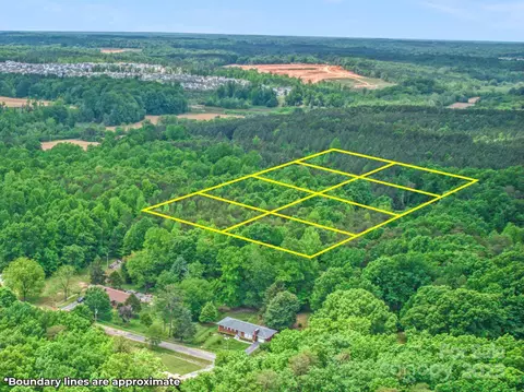 Lincoln Avenue, Statesville, NC 28677