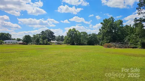 901 9th S Ave S, Dillon, SC 29536 photo 23