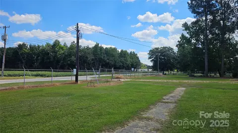901 9th S Ave S, Dillon, SC 29536 photo 24
