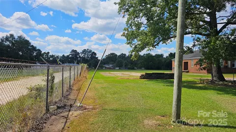 901 9th S Ave S, Dillon, SC 29536 photo 25