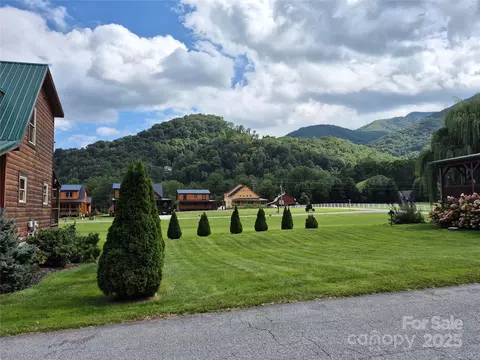 Meandering Way, Maggie Valley, NC 28751