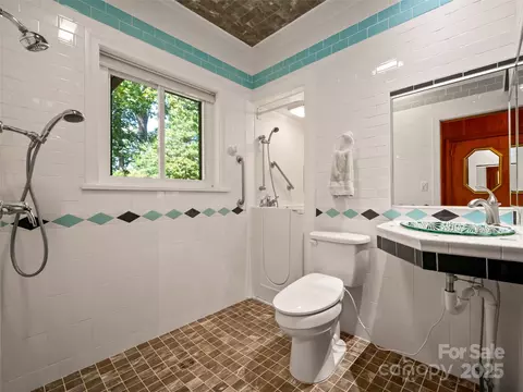 Bath - 456 Baker Rd, Tryon, NC 28782 photo 2 of 3