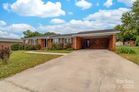 814 Rhodann Dr, Shelby, NC 28152