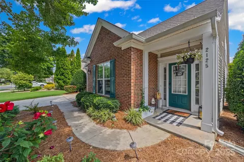 2125 Ashley River Rd, Waxhaw, NC 28173