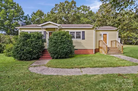 6008 Old Goldmine Rd, Marshville, NC 28103