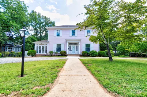 615 W Warren St, Shelby, NC 28150