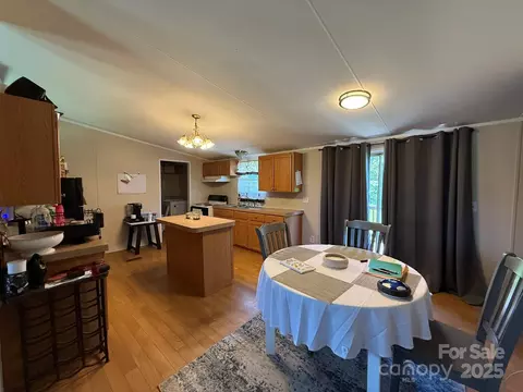 Dining - 146 Cartwright Rd, Harmony, NC 28634 photo 1 of 2