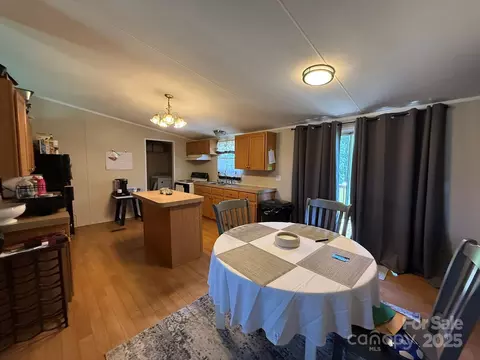 Dining - 146 Cartwright Rd, Harmony, NC 28634 photo 2 of 2