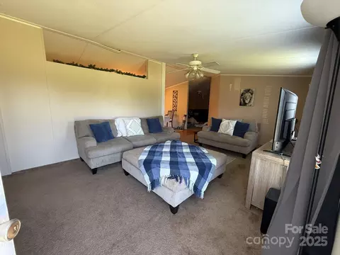 Living - 146 Cartwright Rd, Harmony, NC 28634 photo 1 of 4