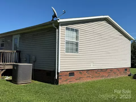 Exterior - 146 Cartwright Rd, Harmony, NC 28634 photo 5 of 5