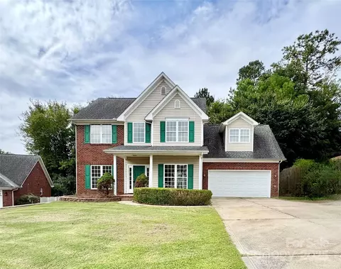 116 Huckleberry Ln, Mount Holly, NC 28120
