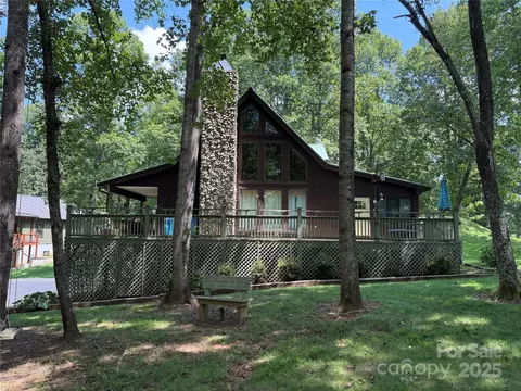 607 W Meadow Pkwy, Moravian Falls, NC 28654
