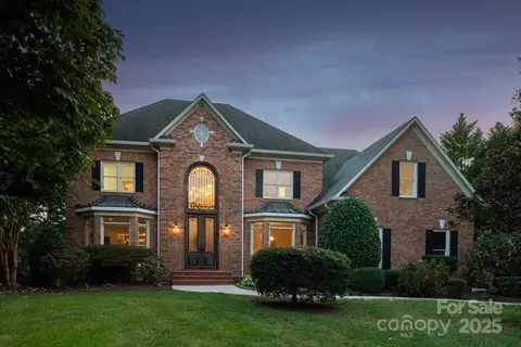10805 Young Poplar Pl, Charlotte, NC 28277