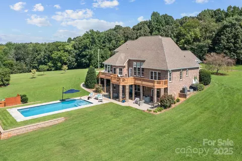 861 Tabor Rd, Olin, NC 28660 photo 9